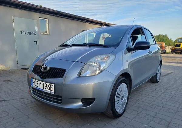 śląskie Toyota Yaris cena 15900 przebieg: 111000, rok produkcji 2008 z Ślesin